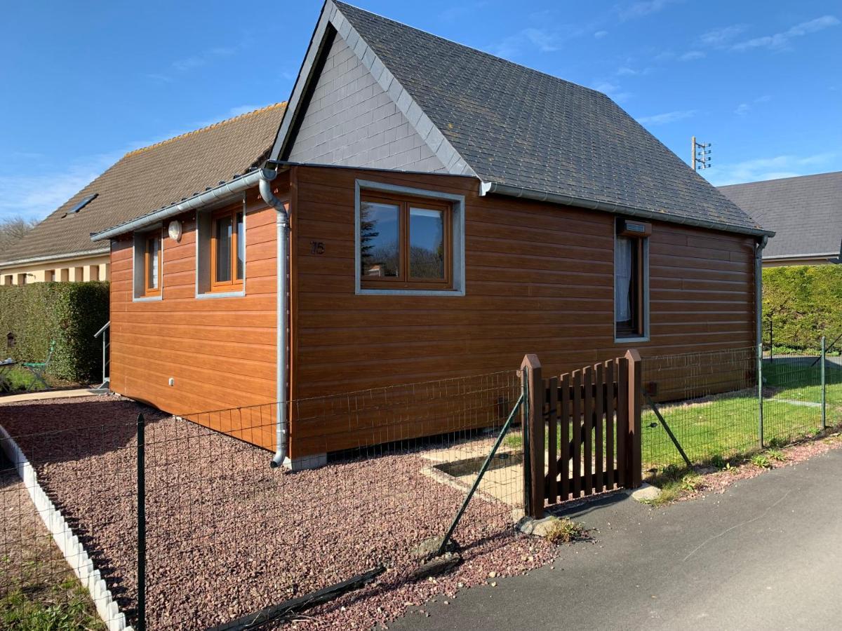 Chaleureux Chalet En Bord De Mer Merville-Franceville-Plage Exterior foto